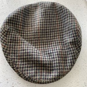 Vintage Kangol  Cap Hat 🎩 Size (L)